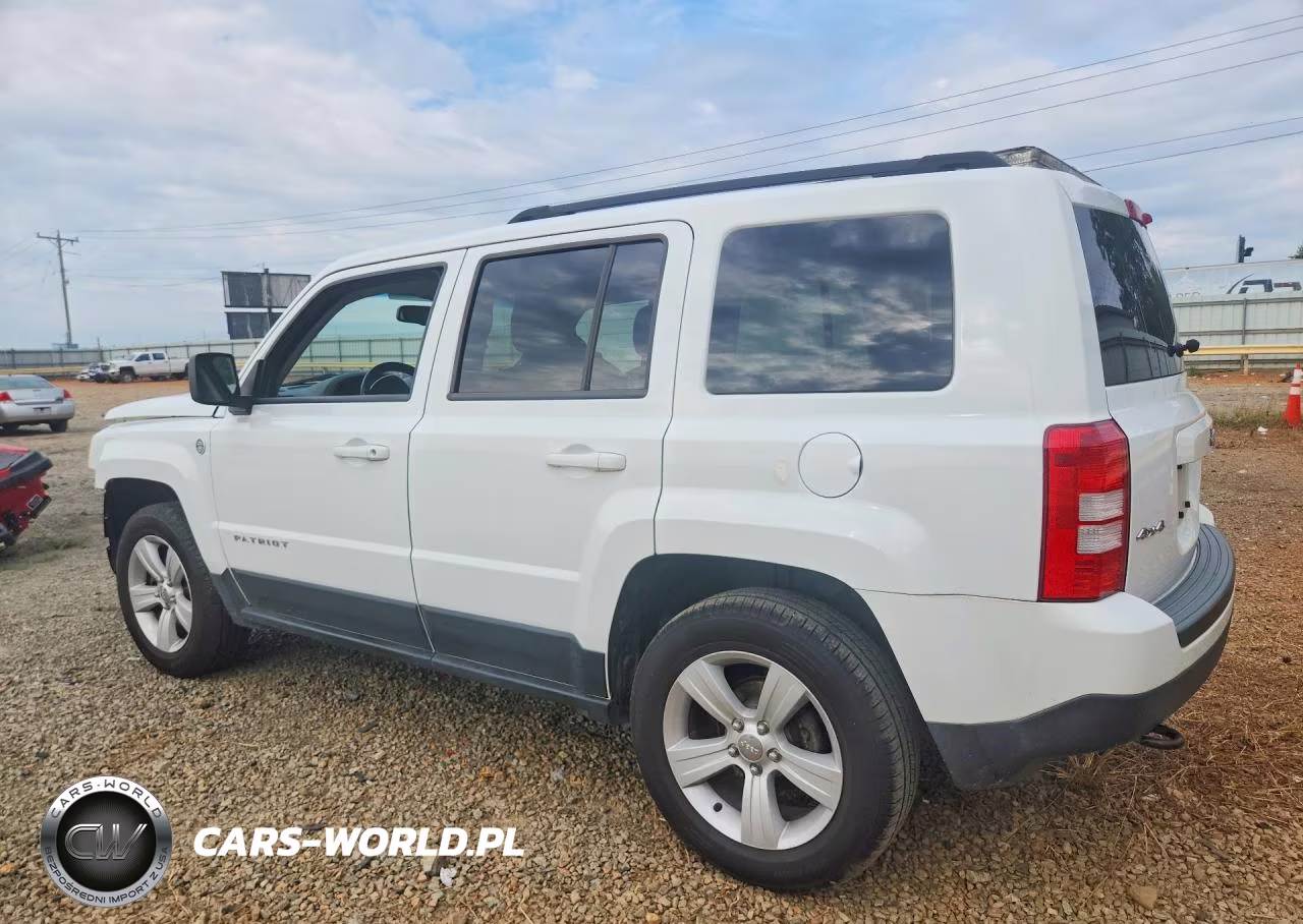 2014 Jeep Patriot Latitude VIN:1C4NJRFB5ED687704 - 2