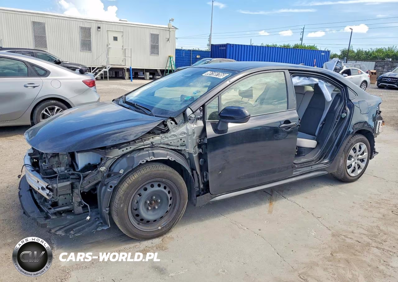 2025 Toyota Corolla Hybrid Le – zdjęcie 1 z 12