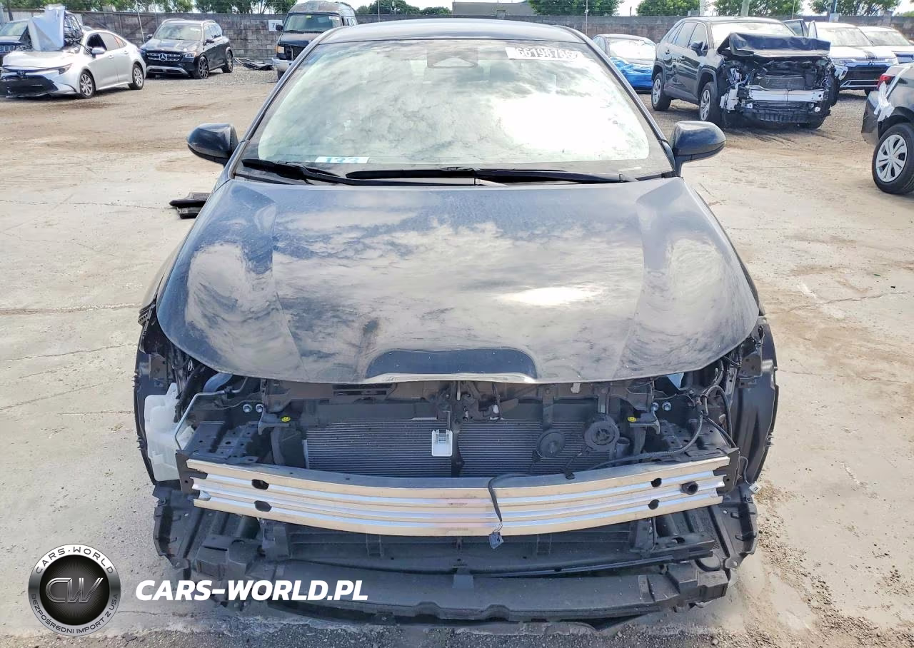 2025 Toyota Corolla Hybrid Le VIN:JTDBCMFE2SJ047697 - 5