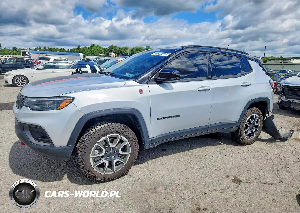 2025 Jeep Compass Trailhawk