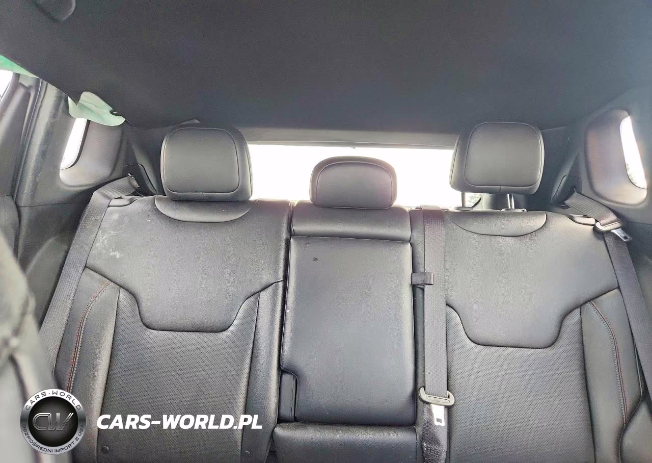 2025 Jeep Compass Trailhawk VIN:3C4NJDDN9ST508733 - 10
