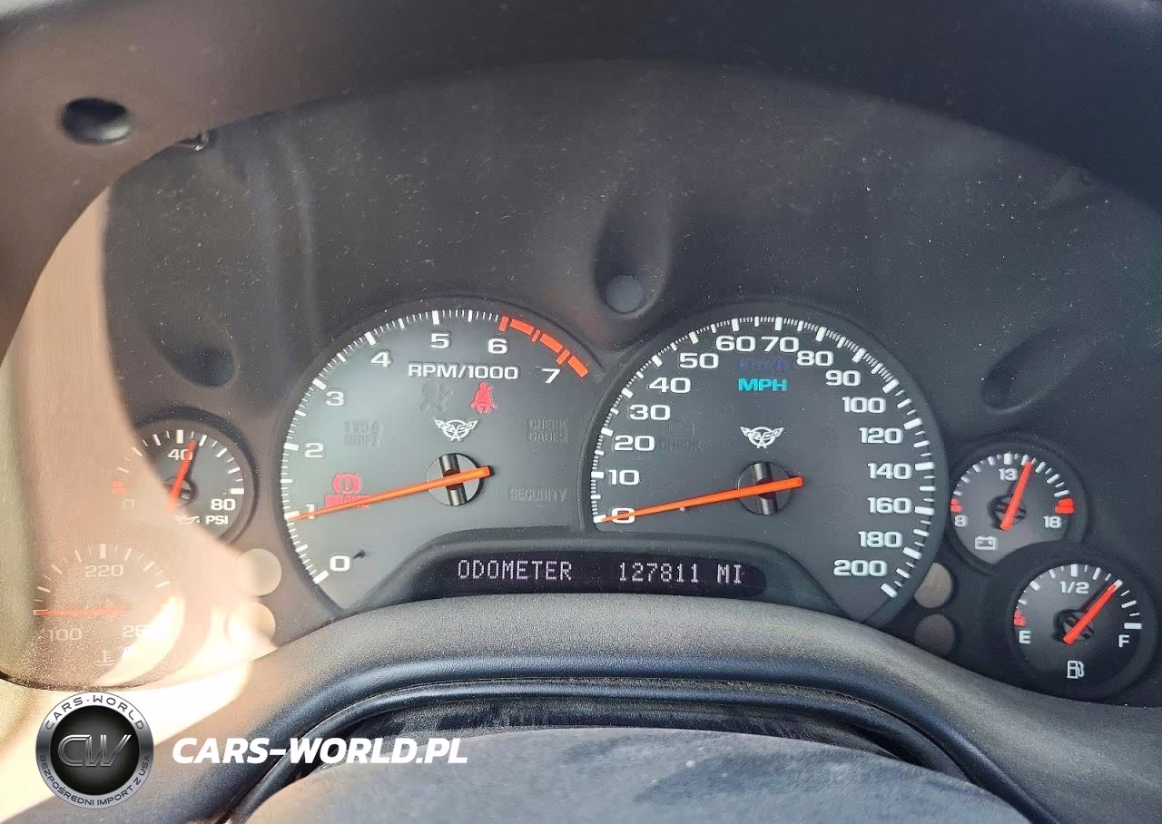 2002 Chevrolet Corvette VIN:1G1YY32G525106398 - 9