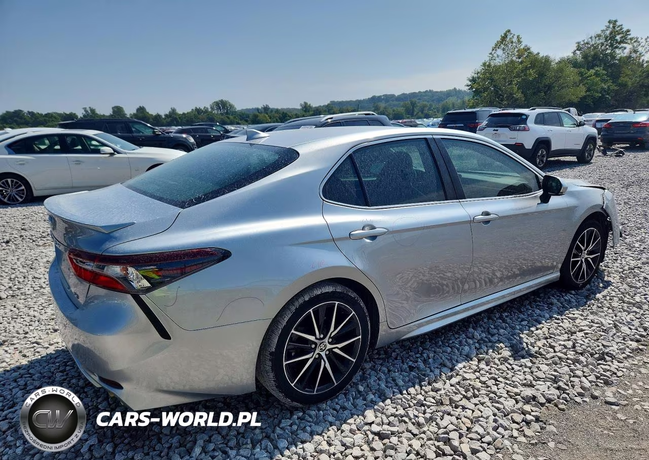 2021 Toyota Camry Se VIN:4T1G11AK5MU573729 - 3