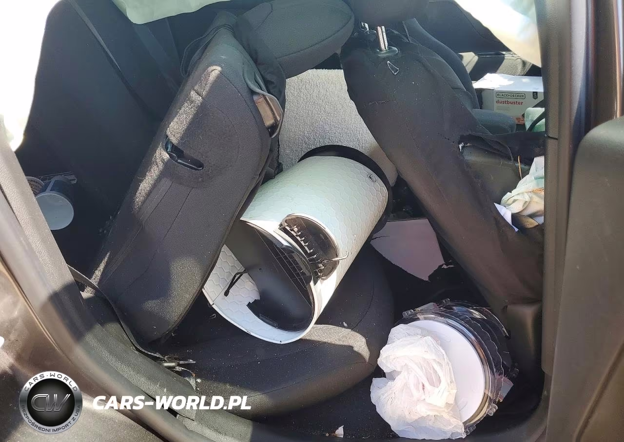 2019 Jeep Renegade Latitude VIN:ZACNJABB8KPK87217 - 10