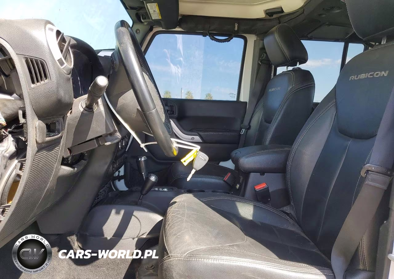 2015 Jeep Wrangler Unlimited Rubicon VIN:1C4BJWFG5FL511482 - 7