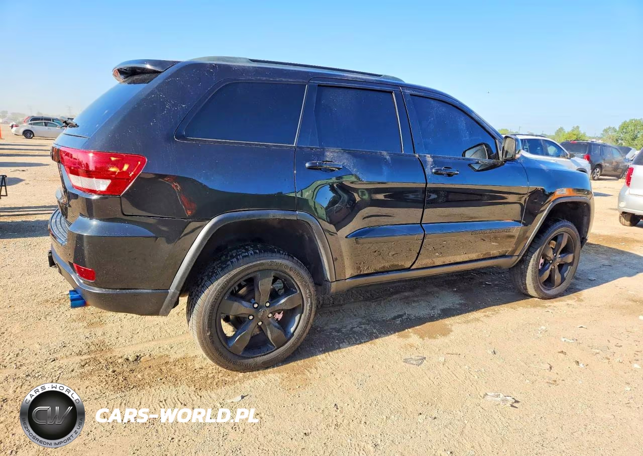 2011 Jeep Grand Cherokee Overland VIN:1J4RR6GT3BC604427 - 3