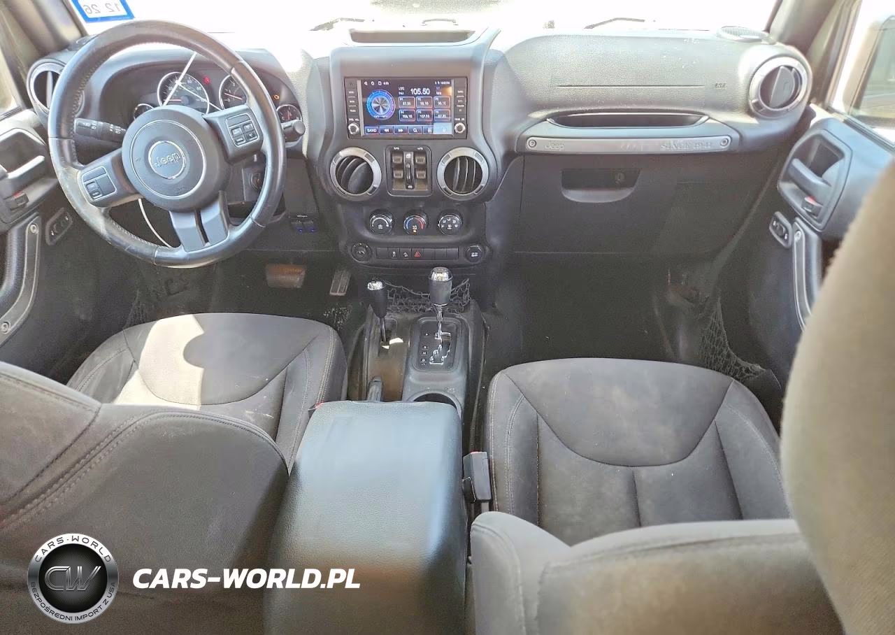 2015 Jeep Wrangler Unlimited Sport VIN:1C4BJWDG0FL696804 - 8