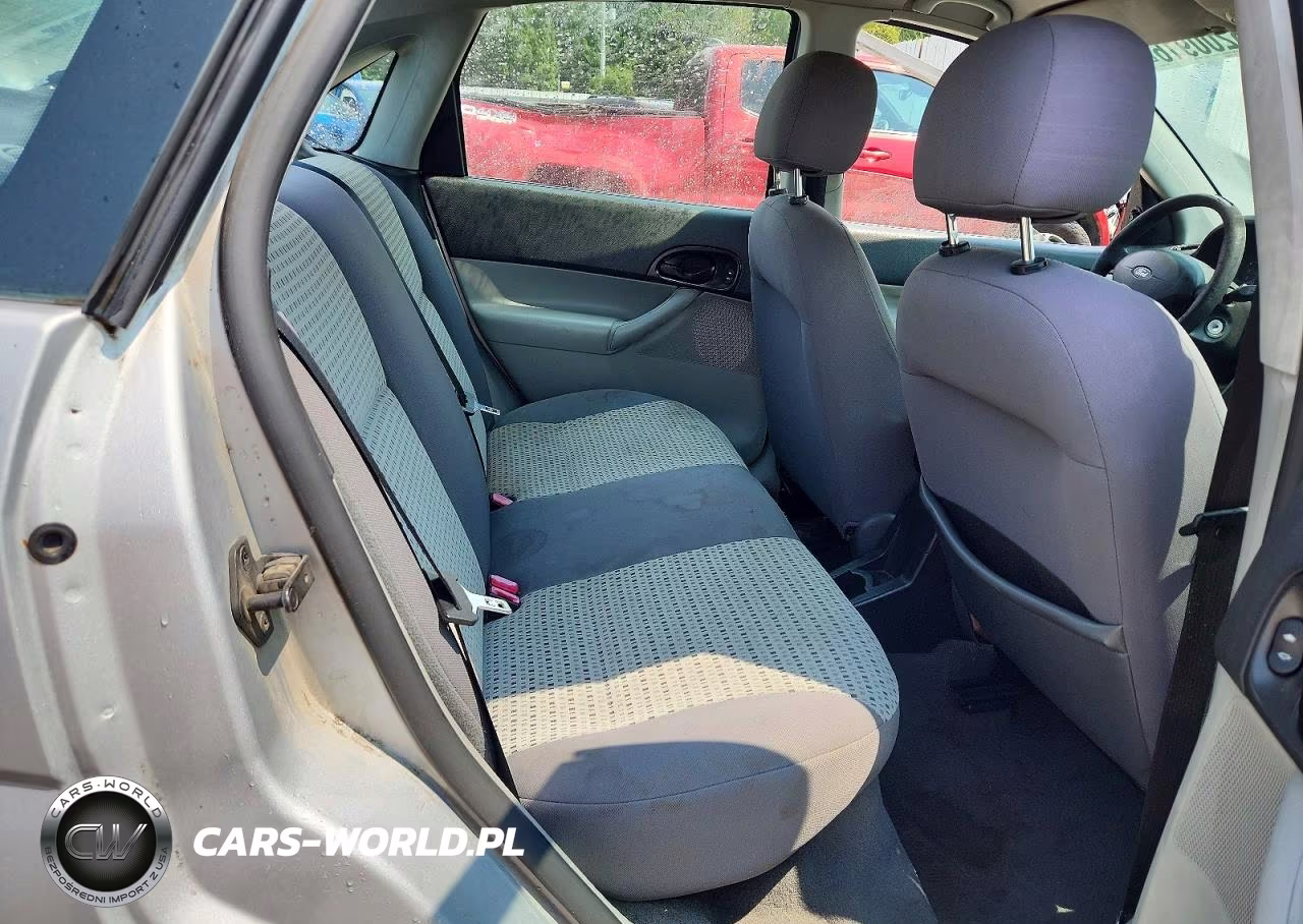 2007 Ford Focus Zx4 VIN:1FAFP34N07W249974 - 10