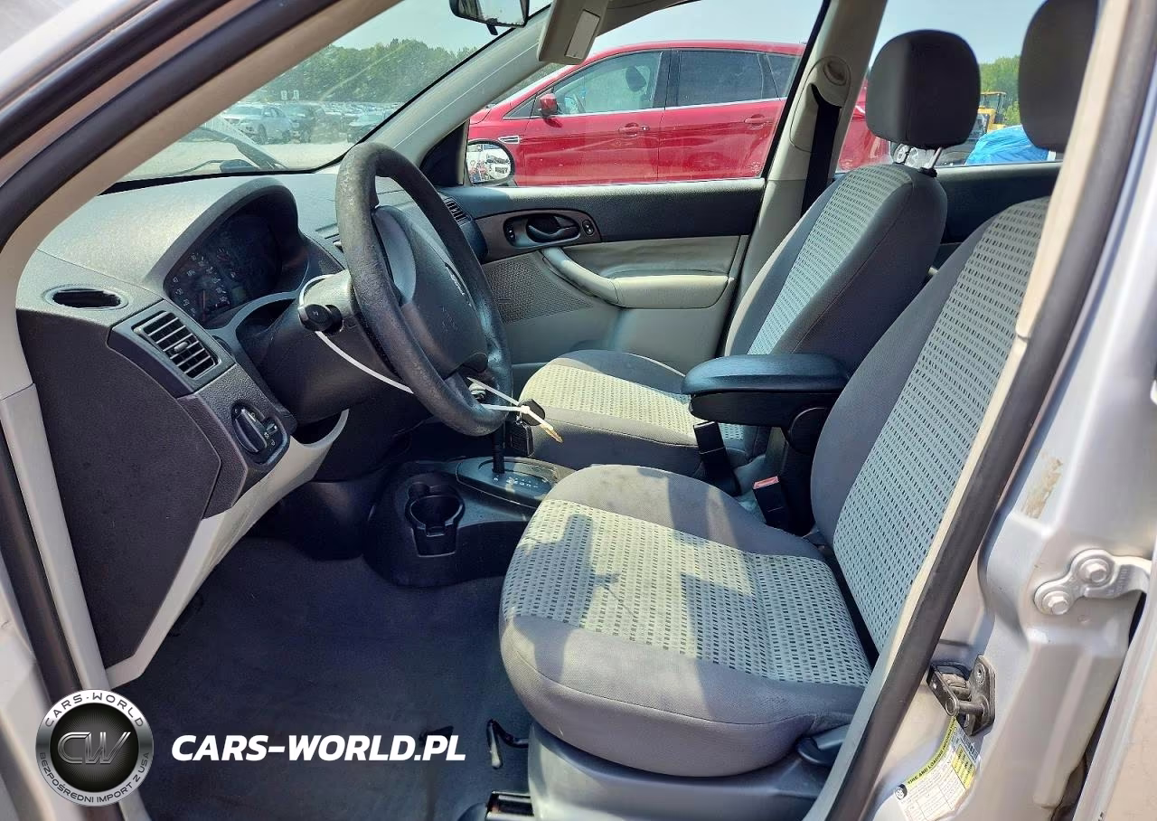 2007 Ford Focus Zx4 VIN:1FAFP34N07W249974 - 7