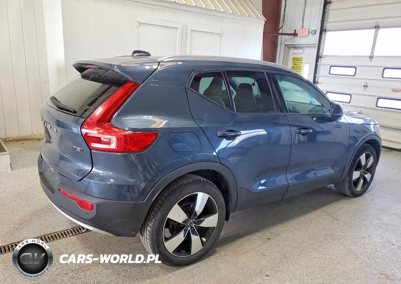 2021 Volvo Xc40 T5 Momentum VIN:YV4162UK8M2473713 - 3