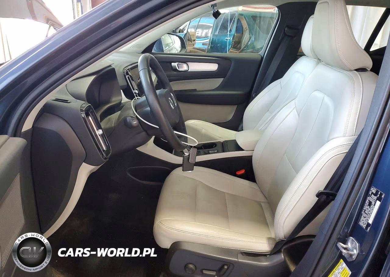 2021 Volvo Xc40 T5 Momentum VIN:YV4162UK8M2473713 - 7