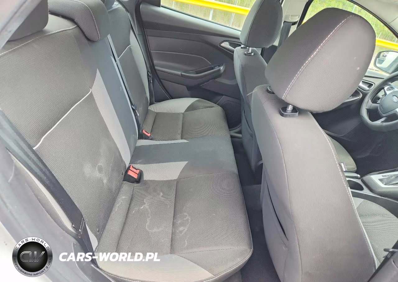 2014 Ford Focus Se VIN:1FADP3F27EL126987 - 10