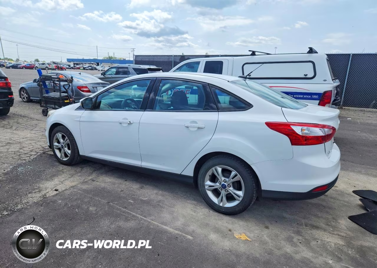 2014 Ford Focus Se VIN:1FADP3F27EL126987 - 2