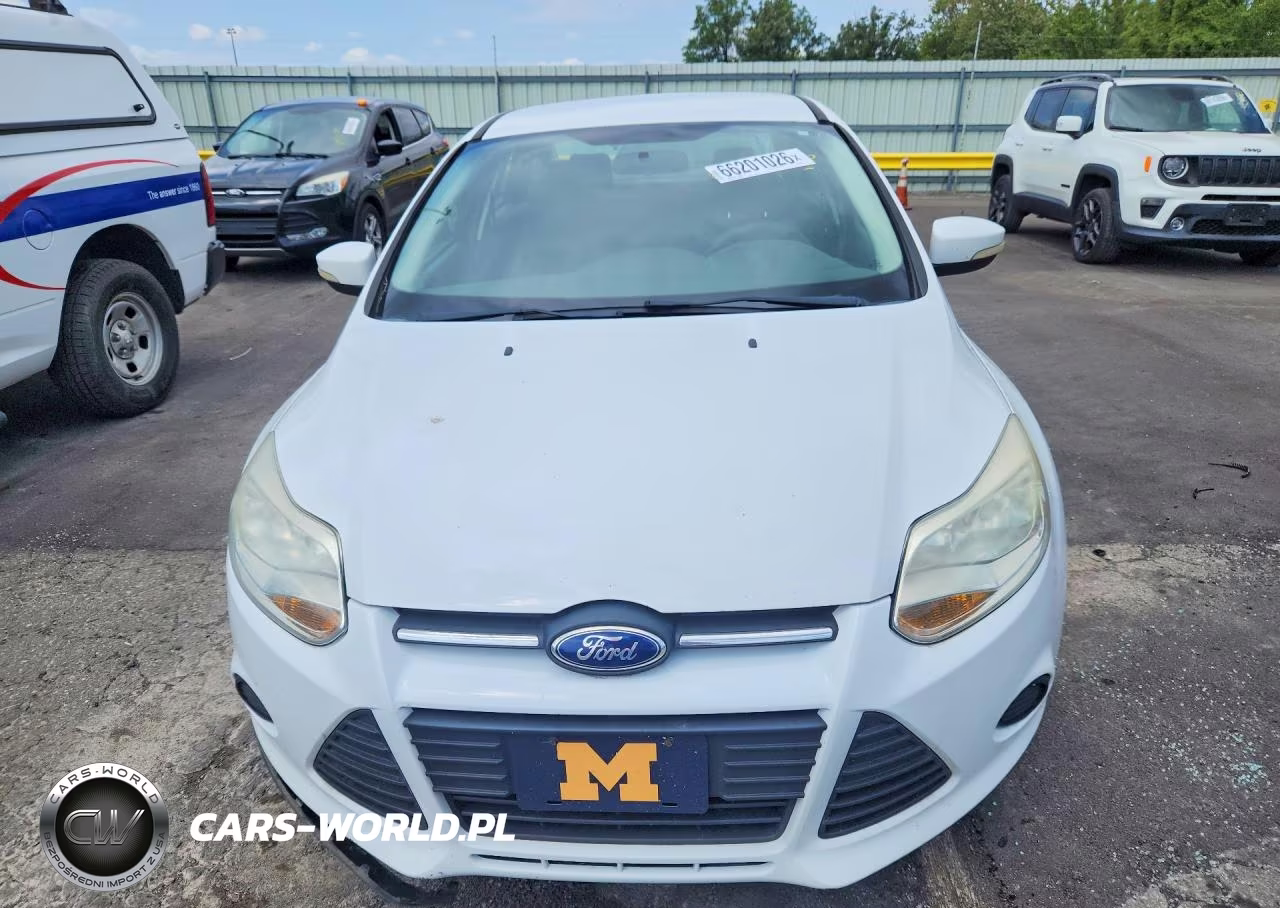 2014 Ford Focus Se VIN:1FADP3F27EL126987 - 5