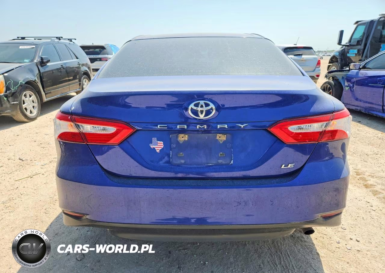 2018 Toyota Camry Le VIN:4T1B11HK6JU598991 - 6