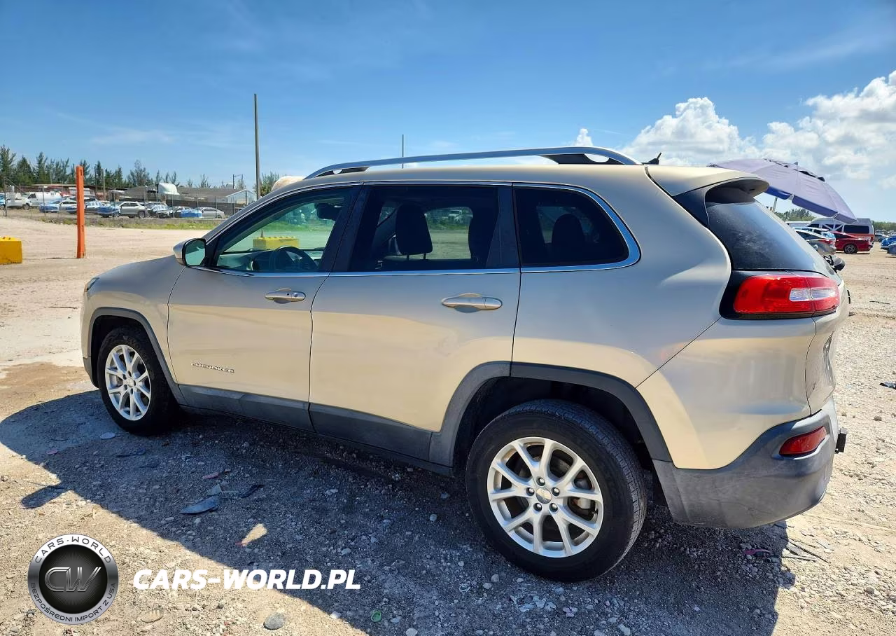 2014 Jeep Cherokee Latitude VIN:1C4PJLCB8EW252934 - 2