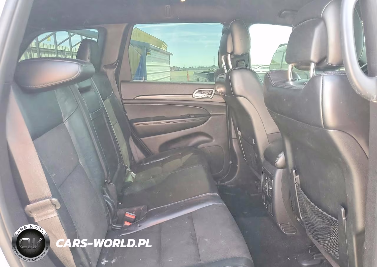 2020 Jeep Grand Cherokee Laredo VIN:1C4RJFAG7LC174489 - 11