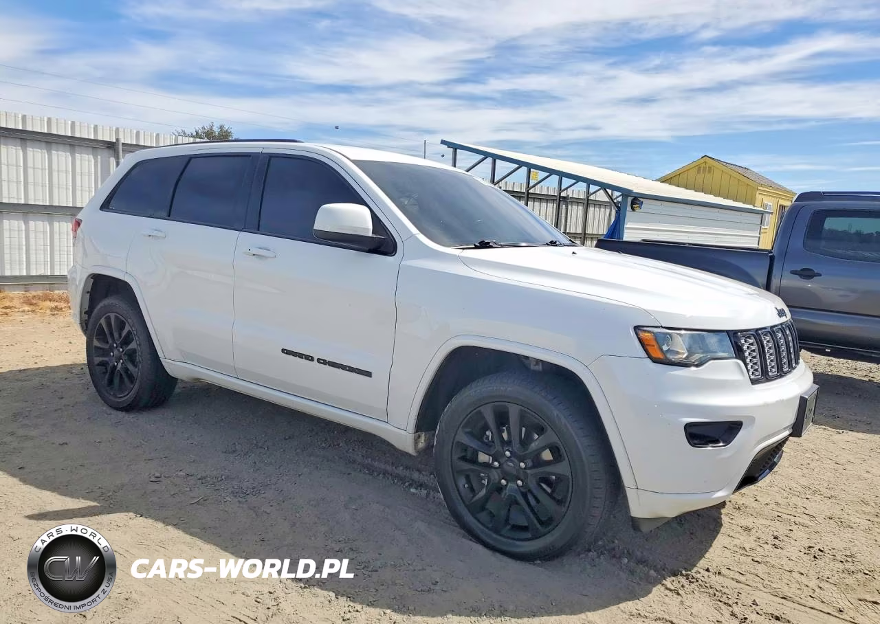2020 Jeep Grand Cherokee Laredo VIN:1C4RJFAG7LC174489 - 4