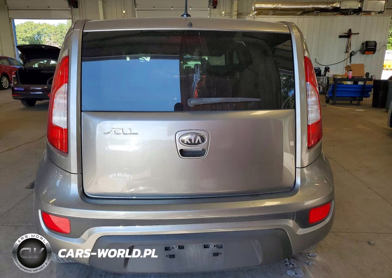 2013 Kia Soul Base VIN:KNDJT2A56D7577596 - 6