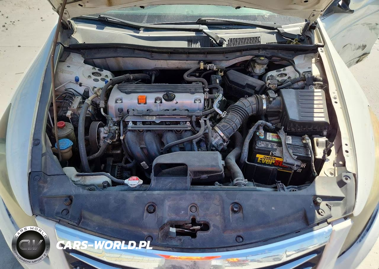 2011 Honda Accord Se VIN:1HGCP2F68BA140635 - 11