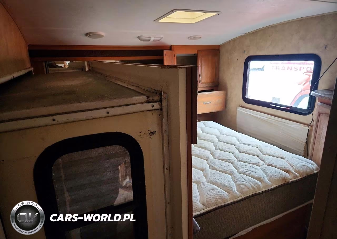 2009 Keystone Cougar Camper VIN:4YDF3182892505022 - 5