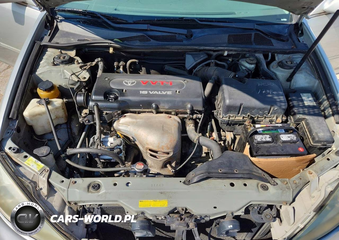 2002 Toyota Camry Le VIN:4T1BE32K52U050765 - 11