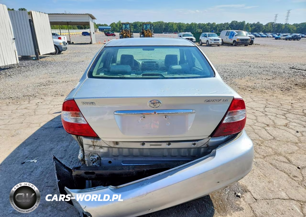2002 Toyota Camry Le VIN:4T1BE32K52U050765 - 6