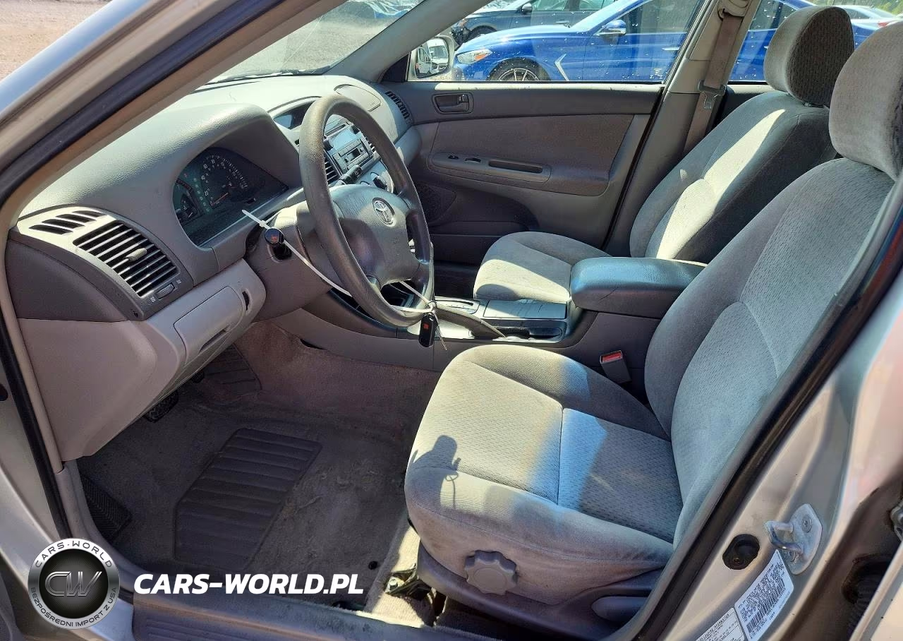 2002 Toyota Camry Le VIN:4T1BE32K52U050765 - 7