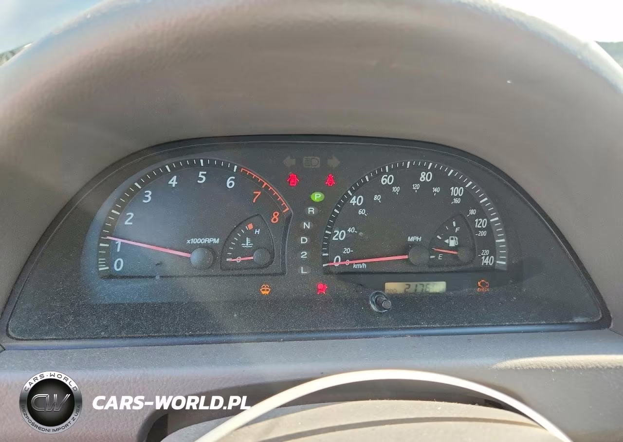 2002 Toyota Camry Le VIN:4T1BE32K52U050765 - 9
