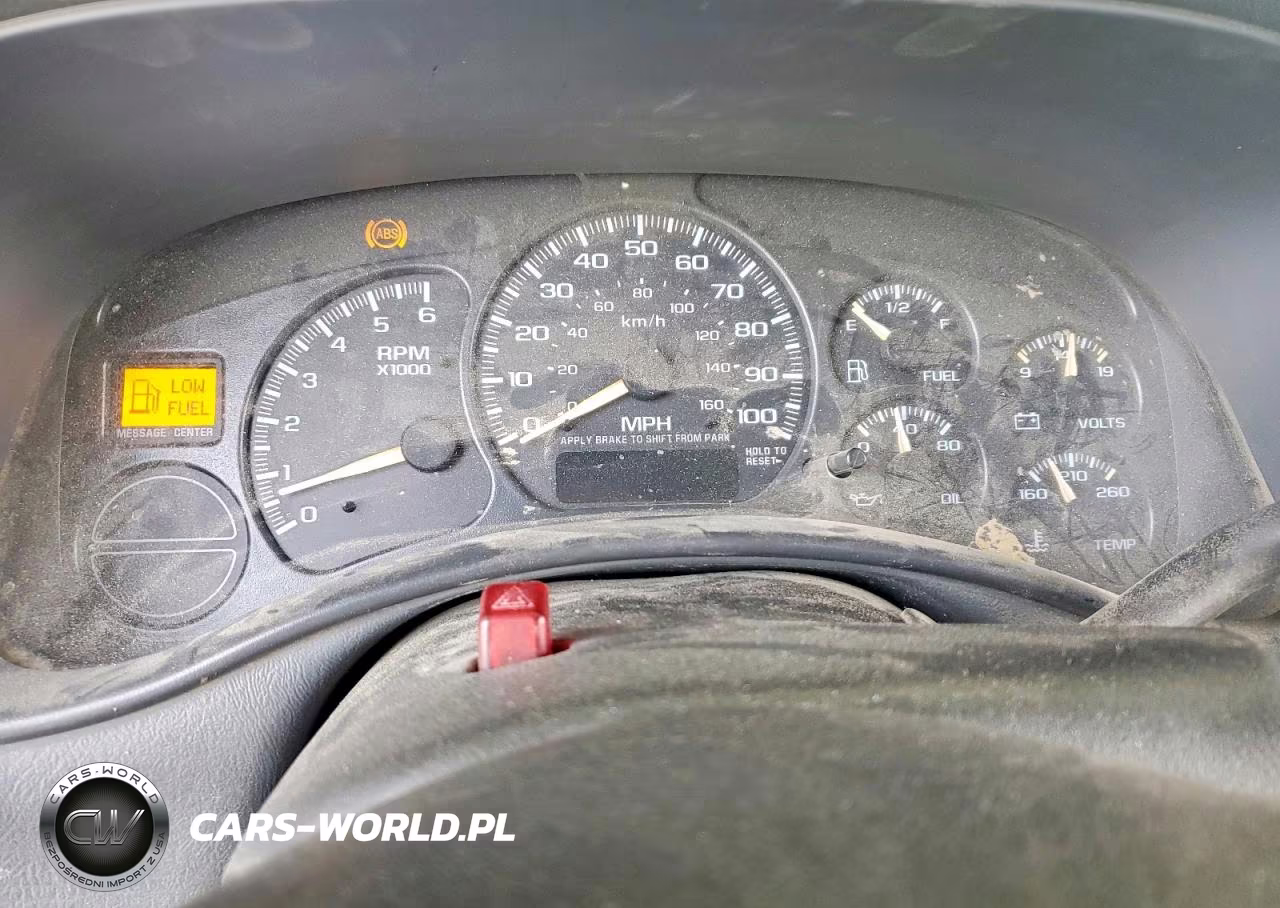2002 Chevrolet Silverado C1500 VIN:2GCEC19V521198146 - 9