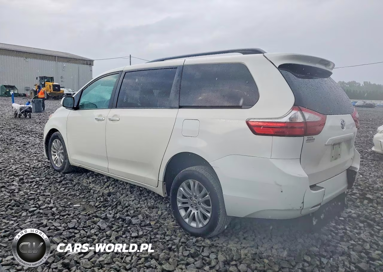 2017 Toyota Sienna Xle 8-Passenger VIN:5TDYZ3DC0HS868216 - 2