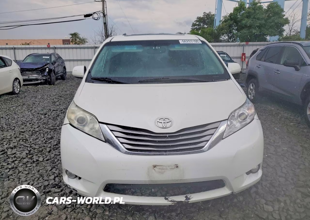 2017 Toyota Sienna Xle 8-Passenger VIN:5TDYZ3DC0HS868216 - 5