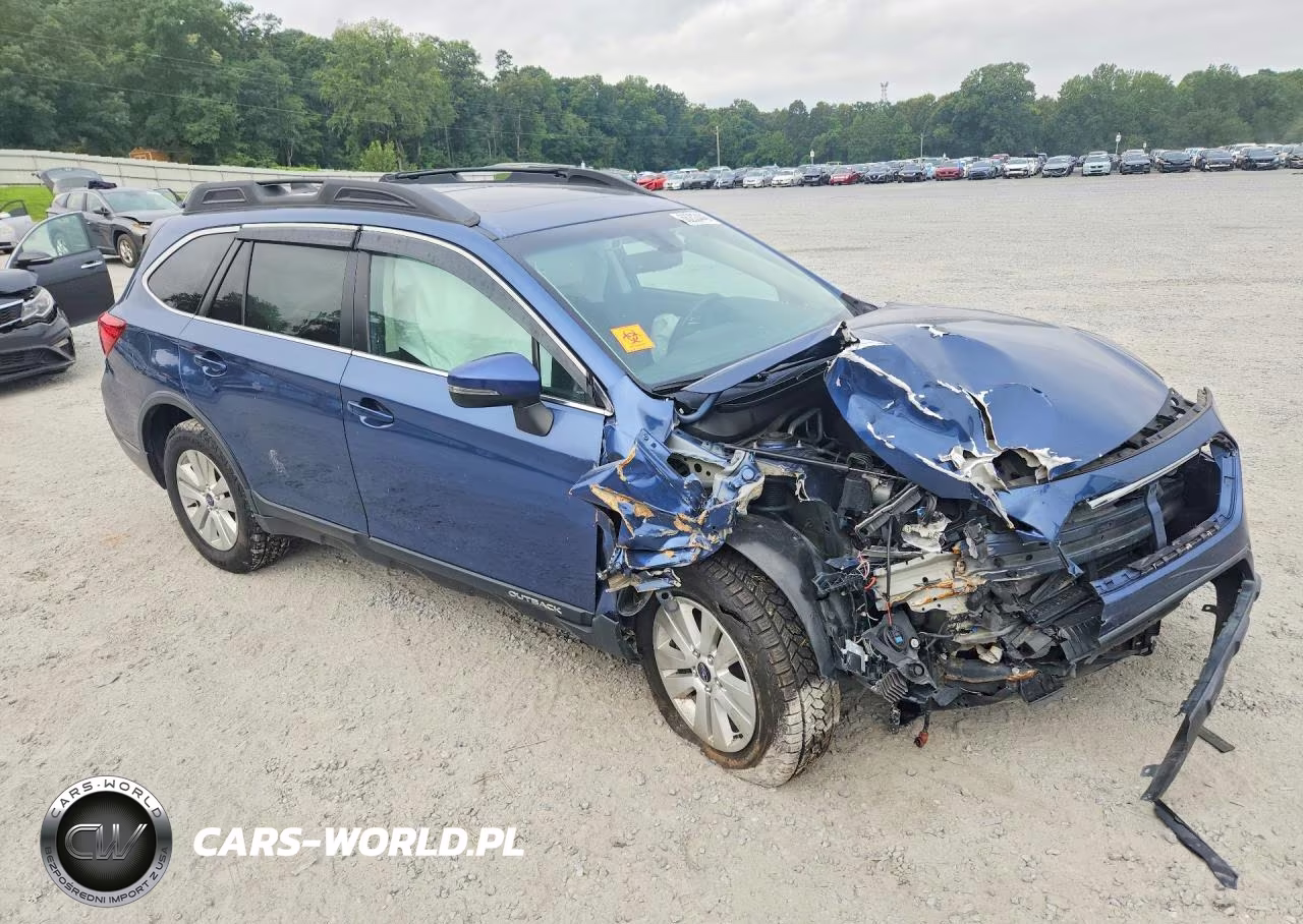 2019 Subaru Outback 2.5I Premium VIN:4S4BSAHC5K3202675 - 4