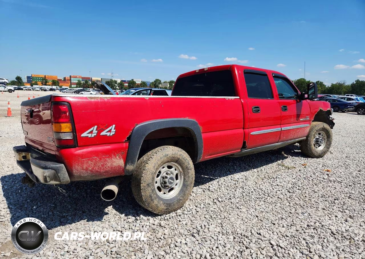 2006 GMC Sierra K2500 Heavy Duty VIN:1GTHK23246F135994 - 3