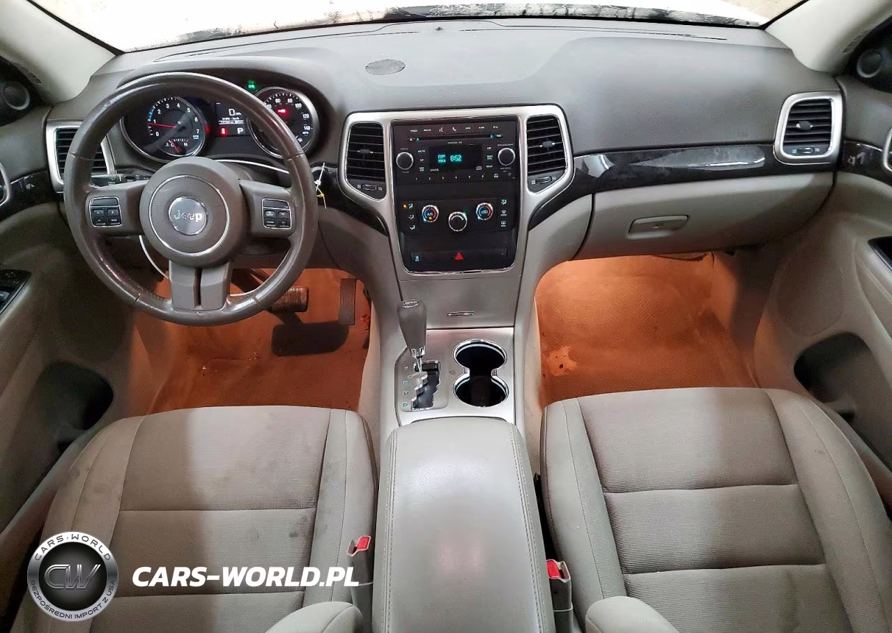2011 Jeep Grand Cherokee Laredo VIN:1J4RR4GG5BC616585 - 8