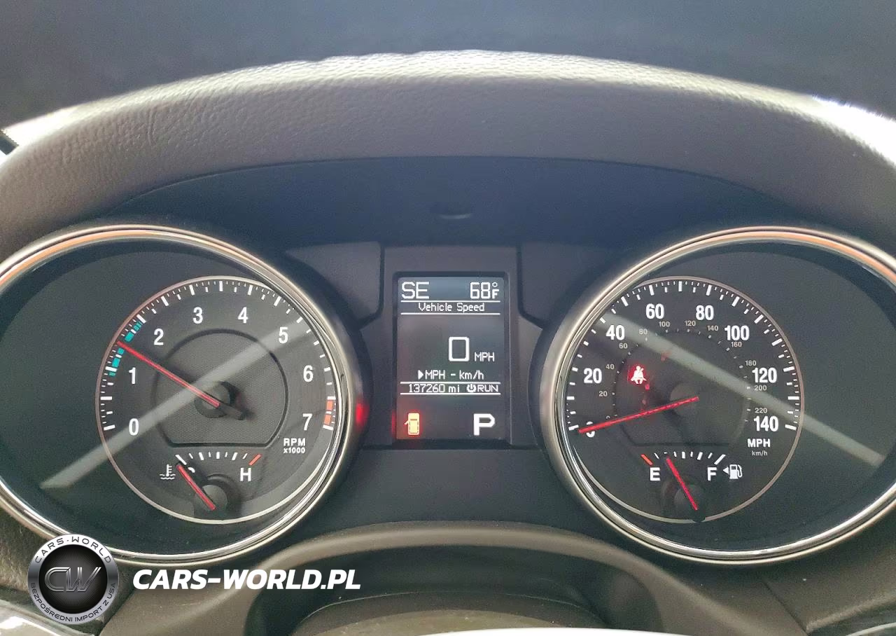 2011 Jeep Grand Cherokee Laredo VIN:1J4RR4GG5BC616585 - 9