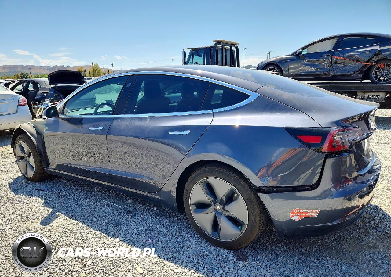 2018 Tesla Model 3 VIN:5YJ3E1EA5JF038512 - 2