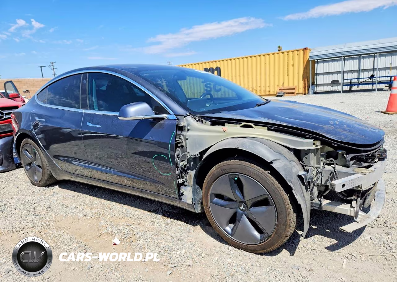 2018 Tesla Model 3 VIN:5YJ3E1EA5JF038512 - 4