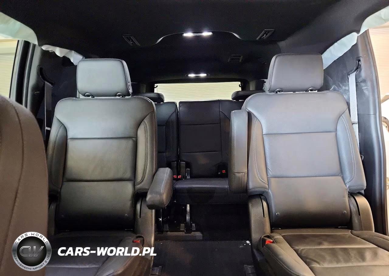 2023 Chevrolet Suburban K1500 Z71 VIN:1GNSKDKD4PR546792 - 10
