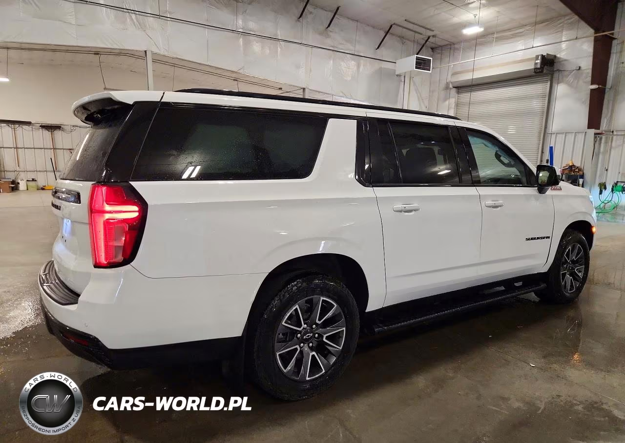 2023 Chevrolet Suburban K1500 Z71 VIN:1GNSKDKD4PR546792 - 3