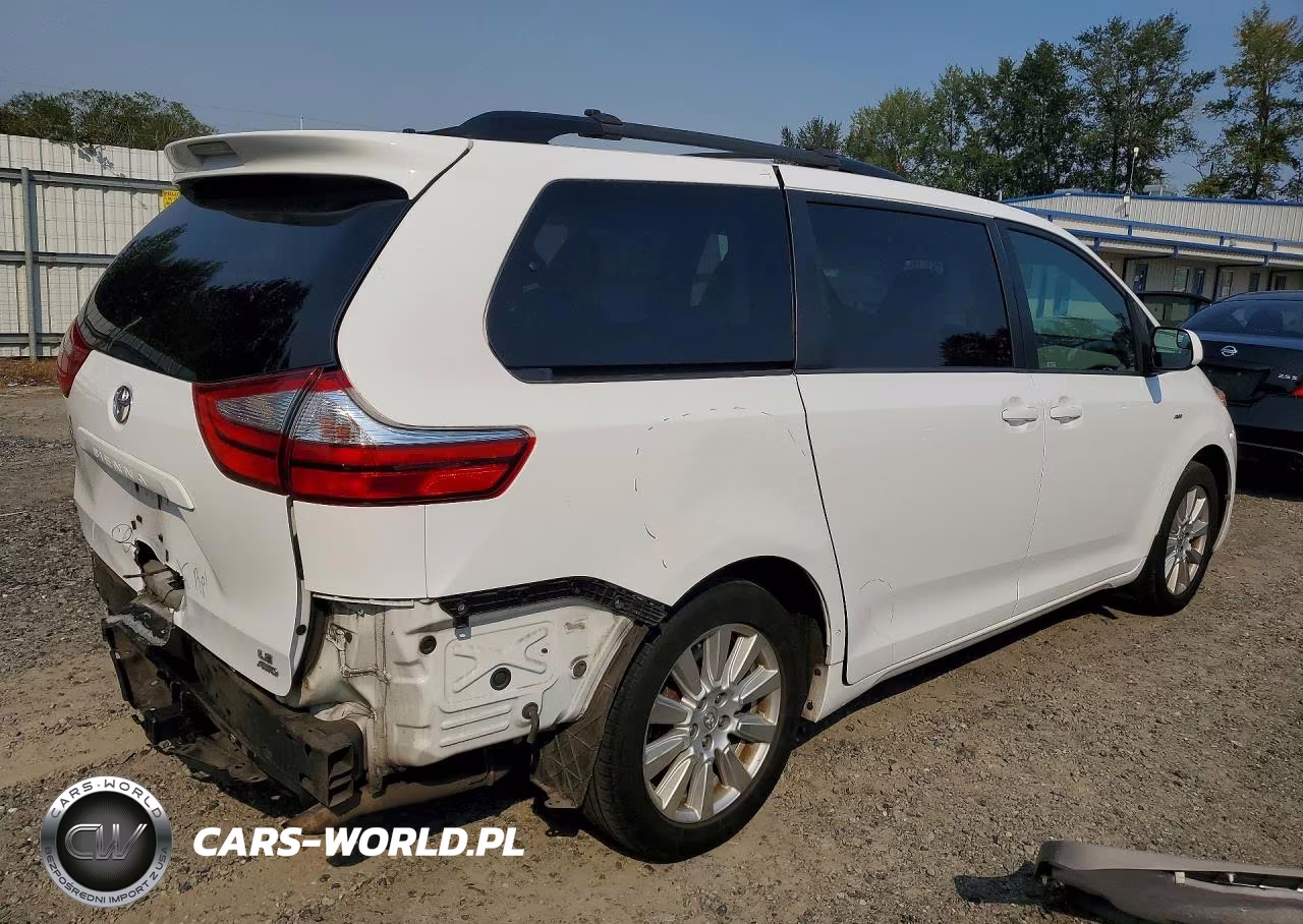 2017 Toyota Sienna Le VIN:5TDJZ3DC5HS176891 - 3