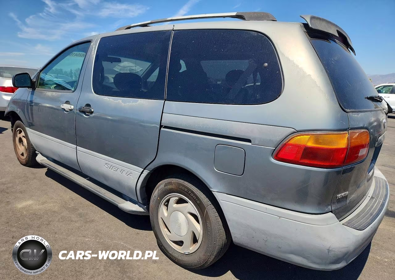 1999 Toyota Sienna Le VIN:4T3ZF13C1XU101815 - 2