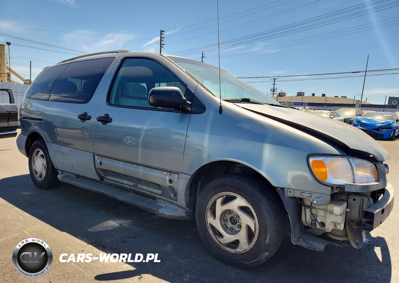 1999 Toyota Sienna Le VIN:4T3ZF13C1XU101815 - 4