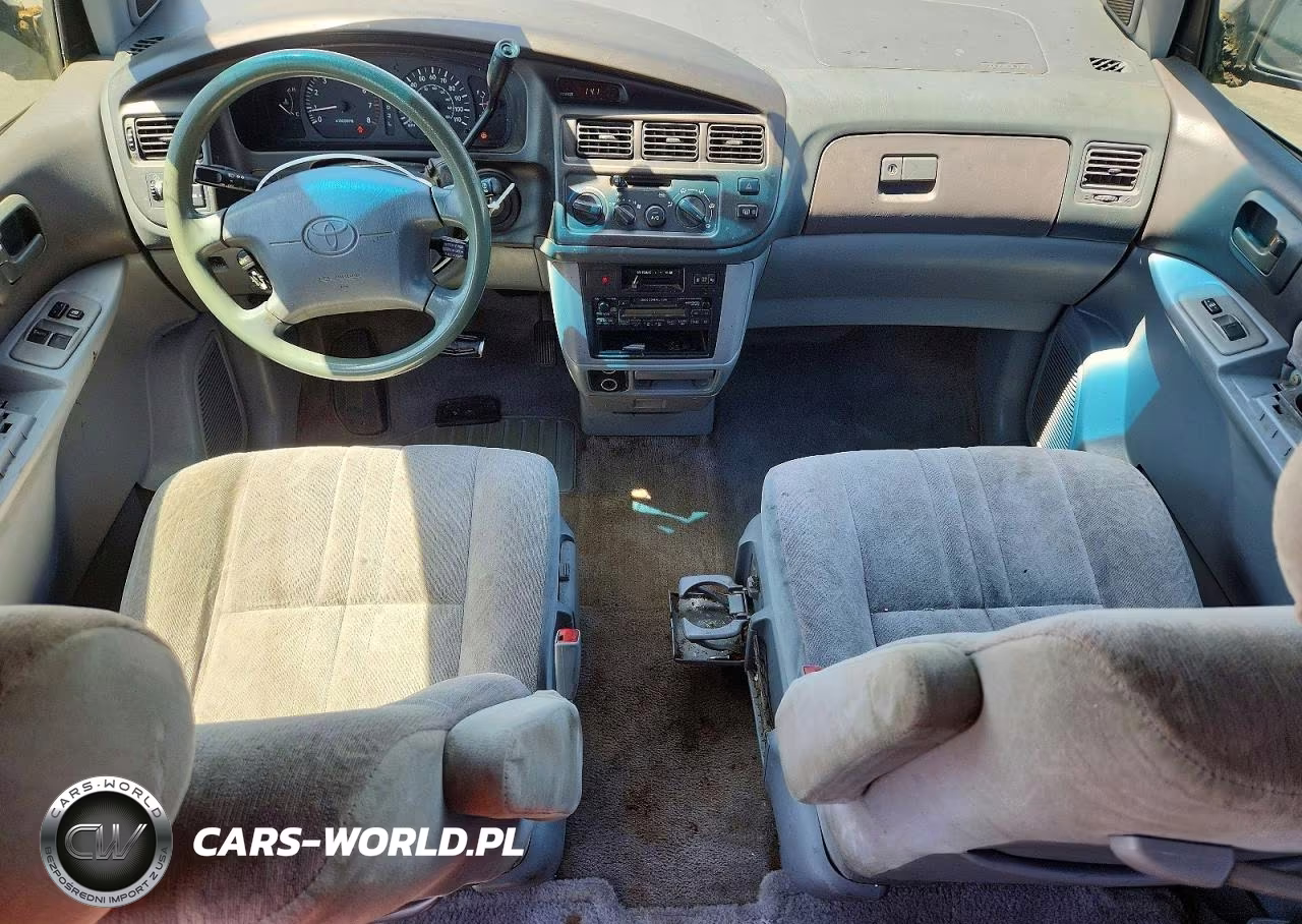 1999 Toyota Sienna Le VIN:4T3ZF13C1XU101815 - 8