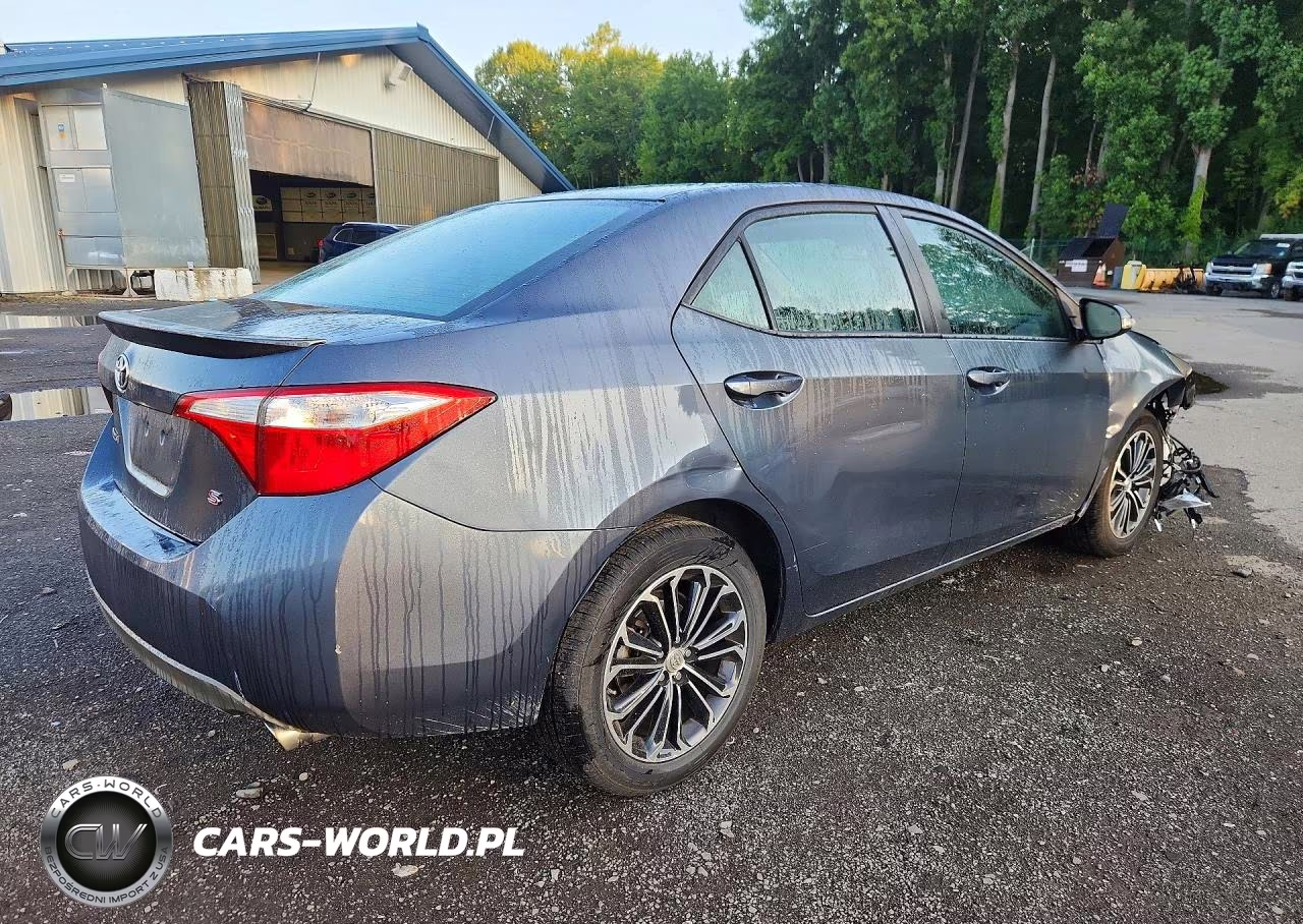 2015 Toyota Corolla S Plus VIN:5YFBURHE2FP320744 - 3