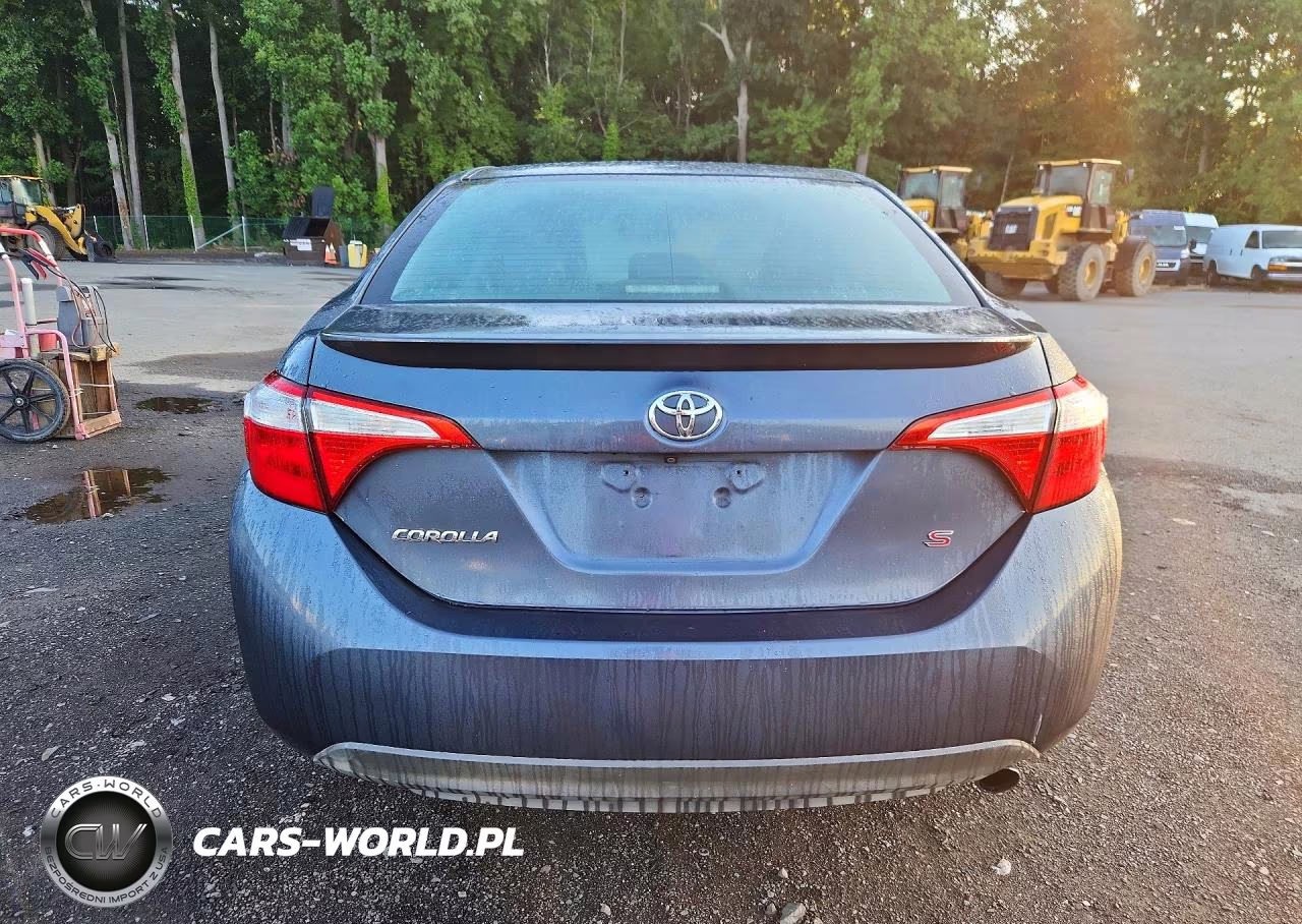 2015 Toyota Corolla S Plus VIN:5YFBURHE2FP320744 - 6