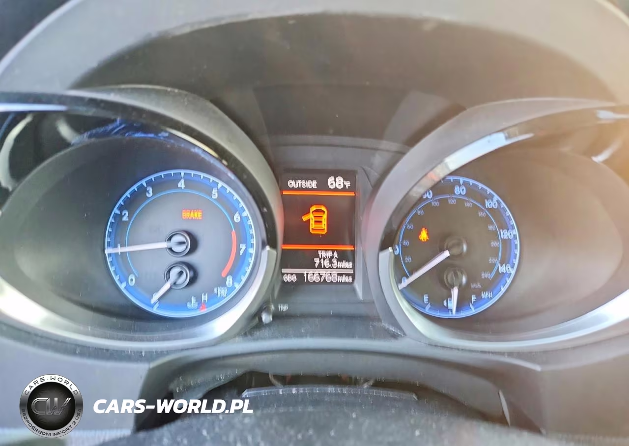 2015 Toyota Corolla S Plus VIN:5YFBURHE2FP320744 - 9