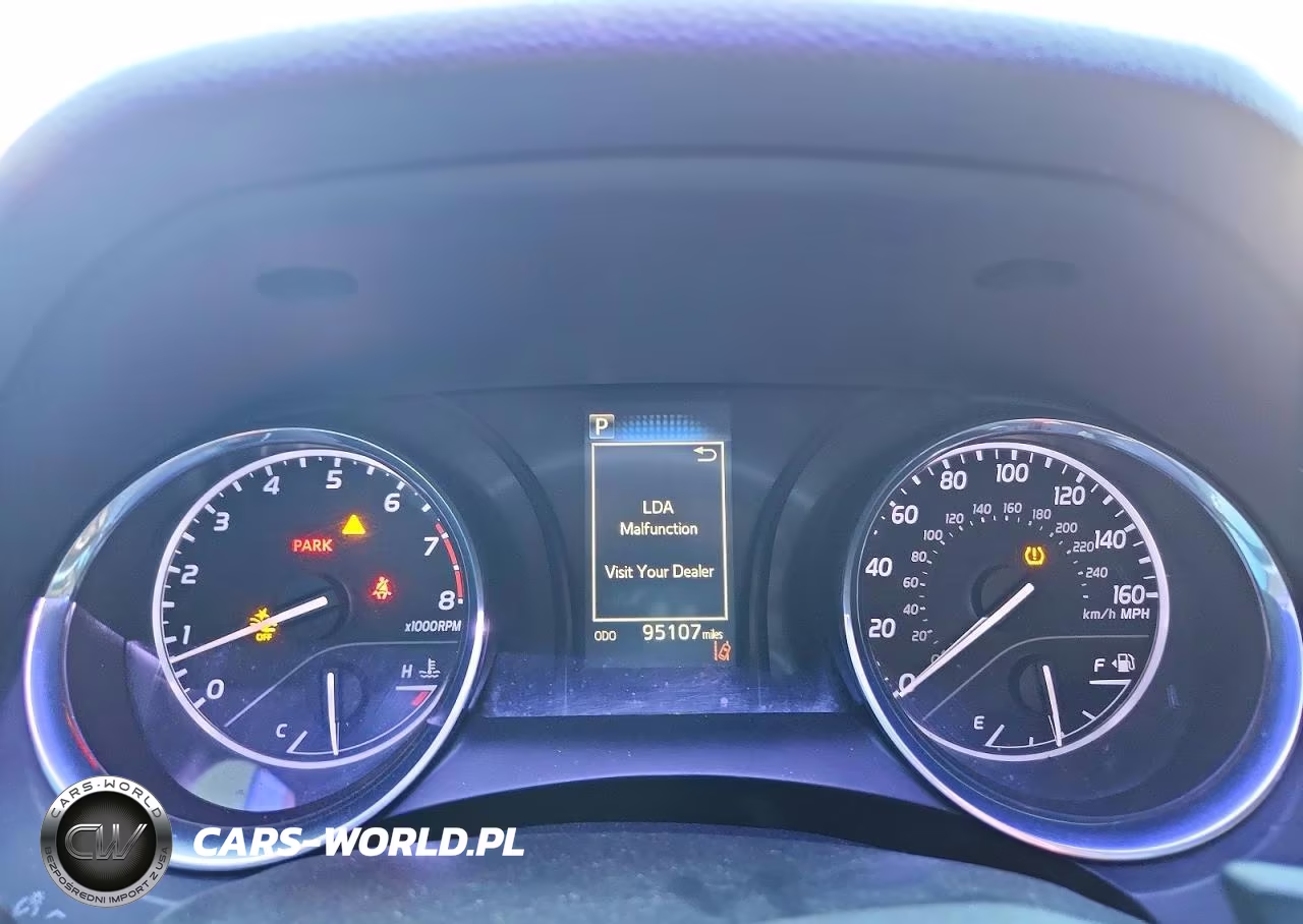 2019 Toyota Camry L VIN:4T1B11HK5KU290177 - 9