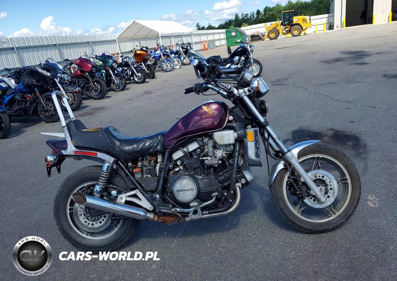 1983 Honda Vf1100 C – zdjęcie 1 z 9