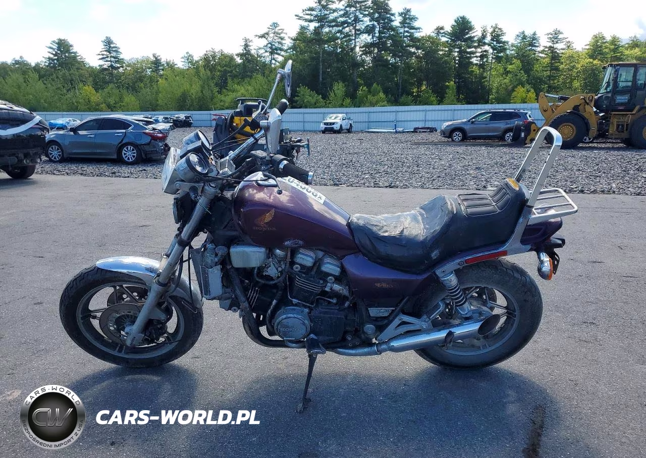 1983 Honda Vf1100 C VIN:JH2SC1208DM016505 - 3